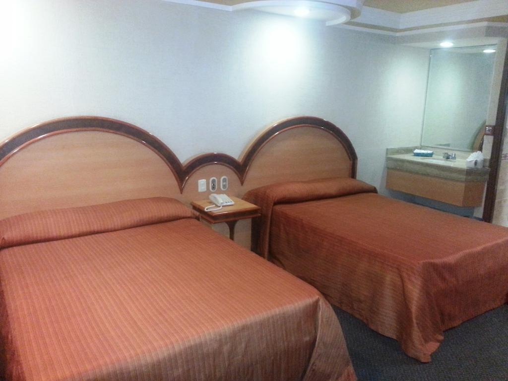 Hotel Los Reyes La Paz Номер фото
