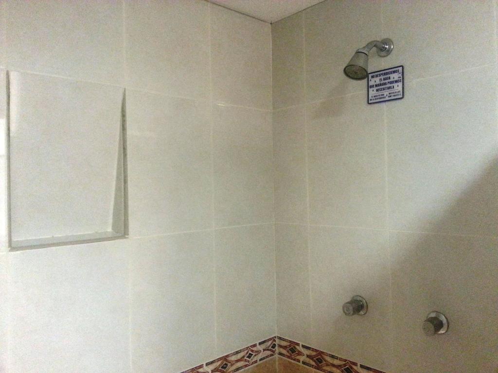 Hotel Los Reyes La Paz Экстерьер фото