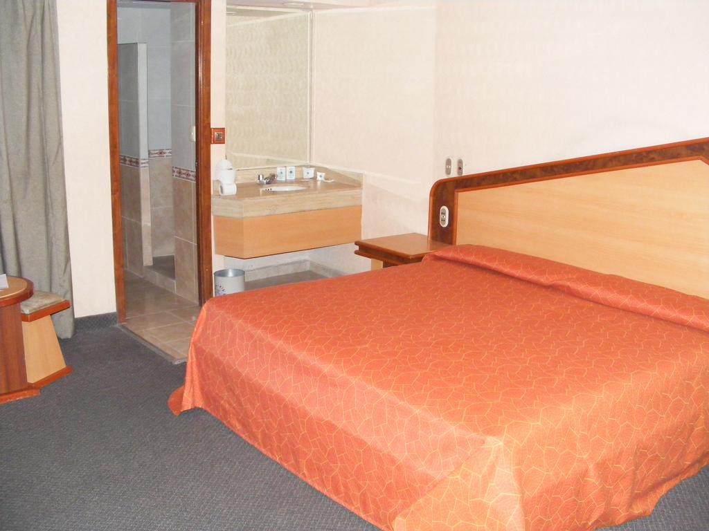 Hotel Los Reyes La Paz Экстерьер фото