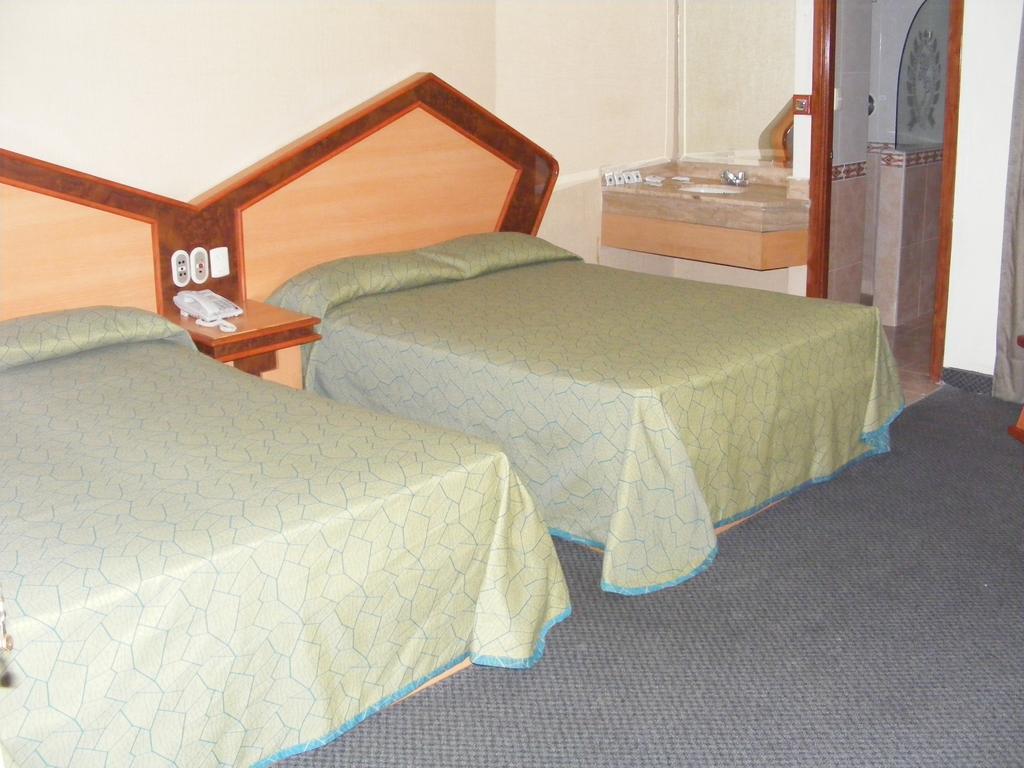 Hotel Los Reyes La Paz Экстерьер фото