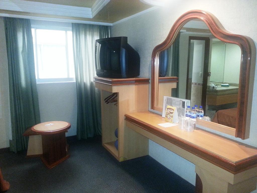 Hotel Los Reyes La Paz Номер фото